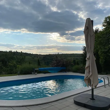 Zora's Villa